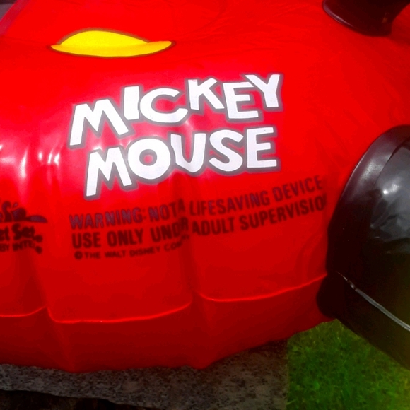 Mickey Mouse VINTAGE Pool Rider 1983 the Wet Set Inflatable Pool Toy - Picture 3 of 16